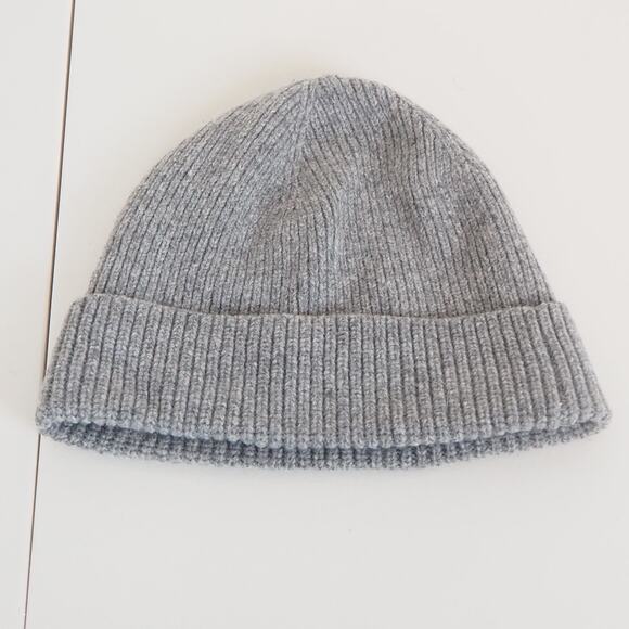 Men's Polo Ralph Lauren Polo Gray Beanie 80% Extrafine Merino Wool, 20% Nylon - Picture 3 of 8